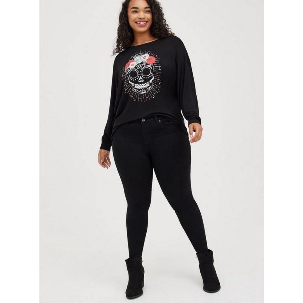 Torrid super soft knits 3X women’s Skull Black floral print long dolman sleeve t
